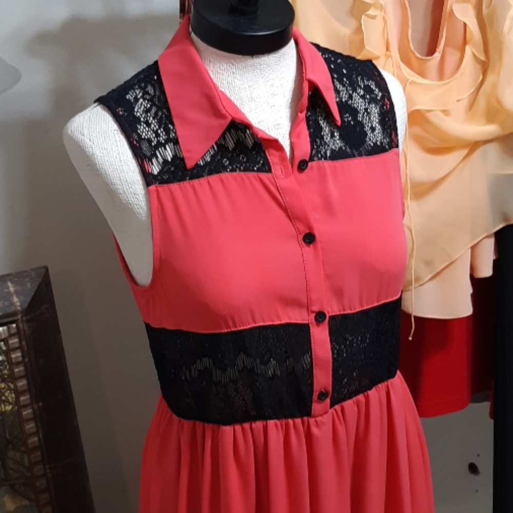 Womans dress sz Med AUDREY Sleeveless Vest Style Pink Rose black lace lined
